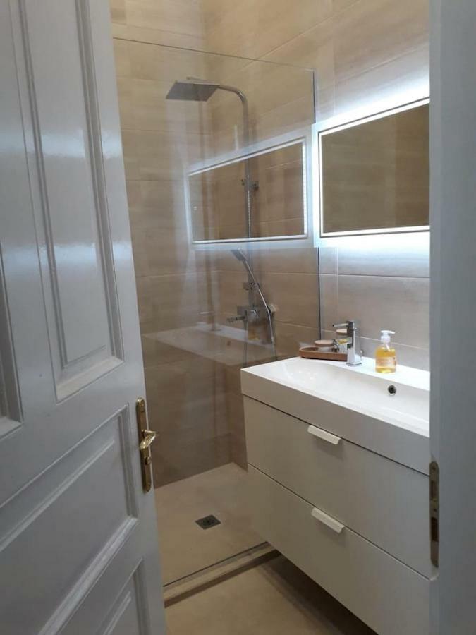 La Dolce Vita, Luxury In The Absolute Center Burgas Exterior foto